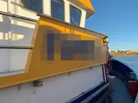 拖船 待售
