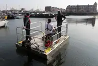 集装箱船 待售