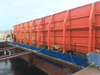 驳船 待售