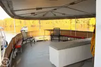 渡轮 待售