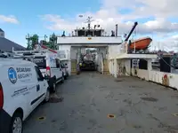 RoPax船 待售