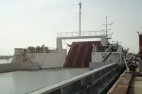 滚装船 待售