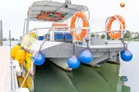 渡轮 待售