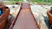 登陆艇，坦克 待售
