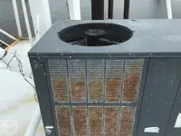 拖网渔船 待售