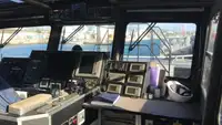 海上风电场服务船 待售