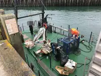 工作船 待售