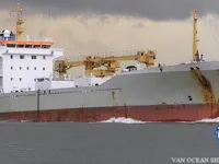 冷藏船 待售