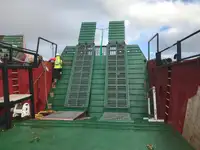 滚装船 待售