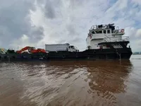 登陆艇，坦克 待售