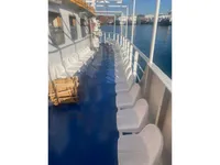 客船 待售