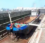 驳船 待售