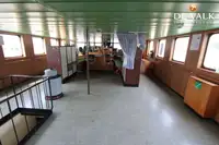 破冰船 待售