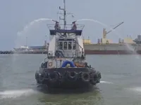 拖船 待售