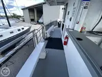 邮轮 待售