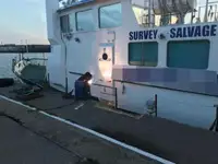 工作船 待售