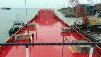 登陆艇，坦克 待售