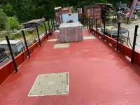 登陆艇，坦克 待售