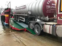 滚装船 待售