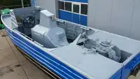 工作船 待售