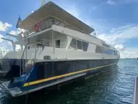 双体船 待售