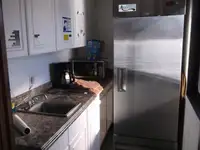 渡轮 待售