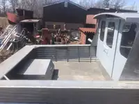 工作船 待售