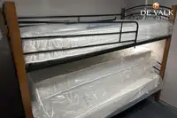 渡轮 待售
