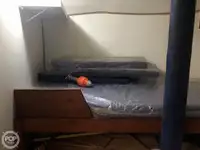 供应船 待售