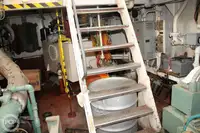 渡轮 待售