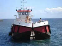 驳船 待售