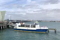 渡轮 待售