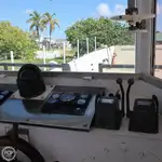 登陆艇，坦克 待售