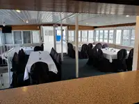 渡轮 待售
