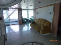 渡轮 待售