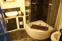 邮轮 待售