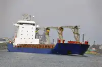 冷藏船 出售