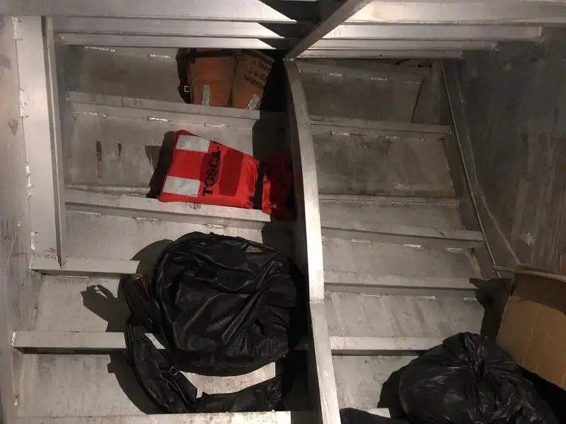 集装箱船 待售