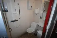 登陆艇，坦克 待售