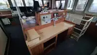 供应船 待售