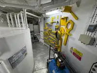 集装箱船 待售