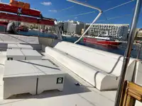 渡轮 待售