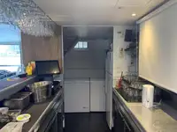 邮轮 待售
