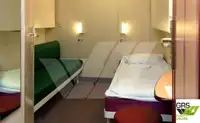 滚装船 待售
