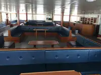 RoPax船 待售