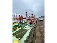 供应船 待售