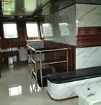 登陆艇，坦克 待售
