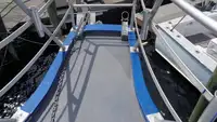 渡轮 待售