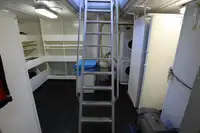 快速供应船（FSV） 待售