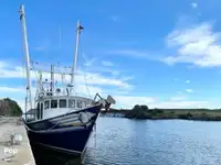 拖网渔船 待售